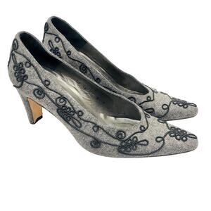 Y2k Timothy Hitsman Gray Fabric Heels with Black Embroidered Design 8.5M